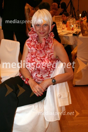 Barbra Drnač, plesna novinarka in urednica oddaje Parada plesaAdam in Eva, izbor za najbolj simpatično Slovenko ali Slovenca 2008