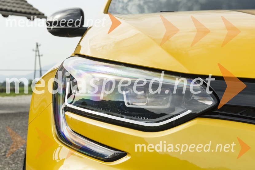 Renault MEGANE R.S.Renault Megane R.S., slovenska predstavitev