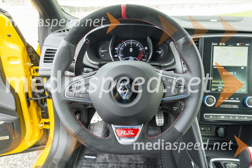 Renault MEGANE R.S.Renault Megane R.S., slovenska predstavitev