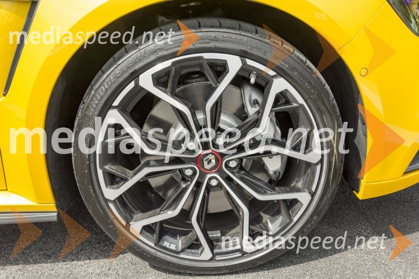 Renault MEGANE R.S.Renault Megane R.S., slovenska predstavitev