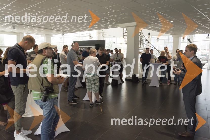 Renault MEGANE R.S.Renault Megane R.S., slovenska predstavitev