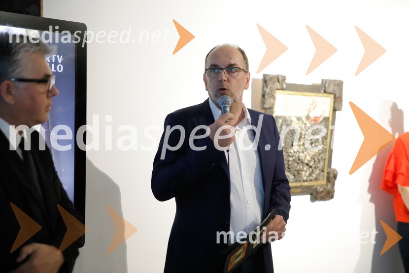  Gabrijel Škof, predsednik uprave Adriatica Slovenice (AS)Irwin: Iz kolekcije Matjaža Gantarja in Adriatica Slovenice, otvoritev razstave v Galeriji AS
