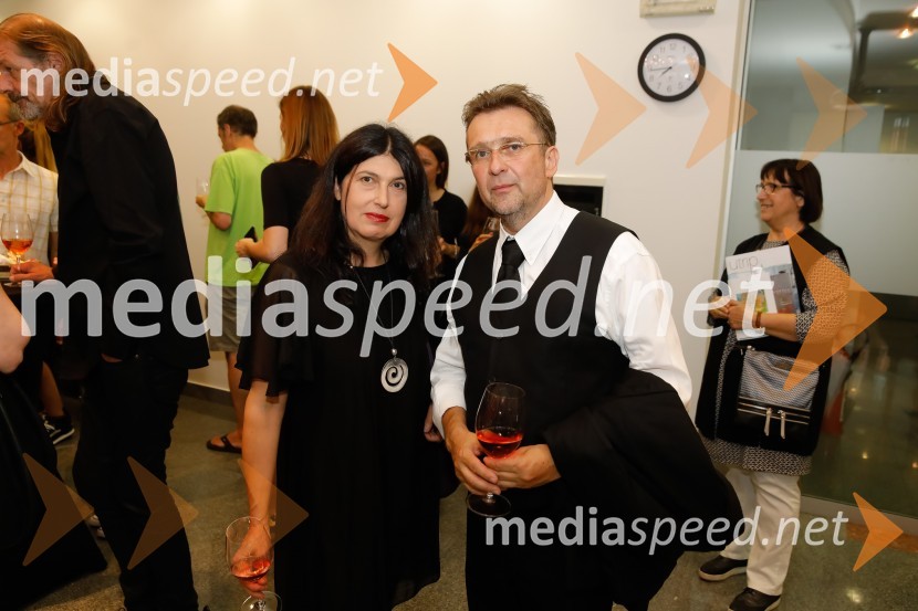  Mateja Dimnik, odnosi z javnostjo za Moderno galerijo;  Roman Uranjek, IRWINIrwin: Iz kolekcije Matjaža Gantarja in Adriatica Slovenice, otvoritev razstave v Galeriji AS