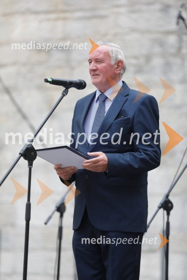  Gorazd Žmavc, minister brez listnice na uradu za Slovence v zamejstvu in po svetuDobrodošli doma 2018