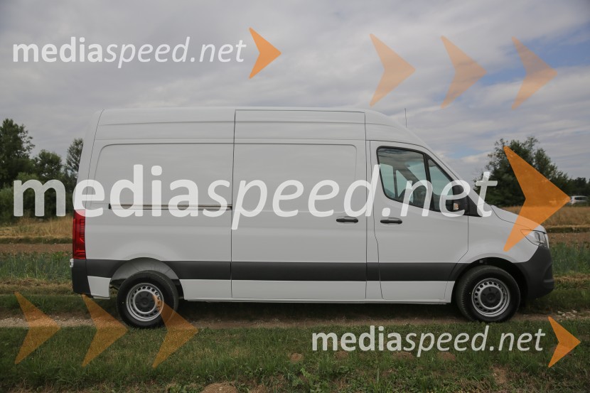 Mercedes - Benz SprinterMercedes - Benz Sprinter, slovenska predstavitev