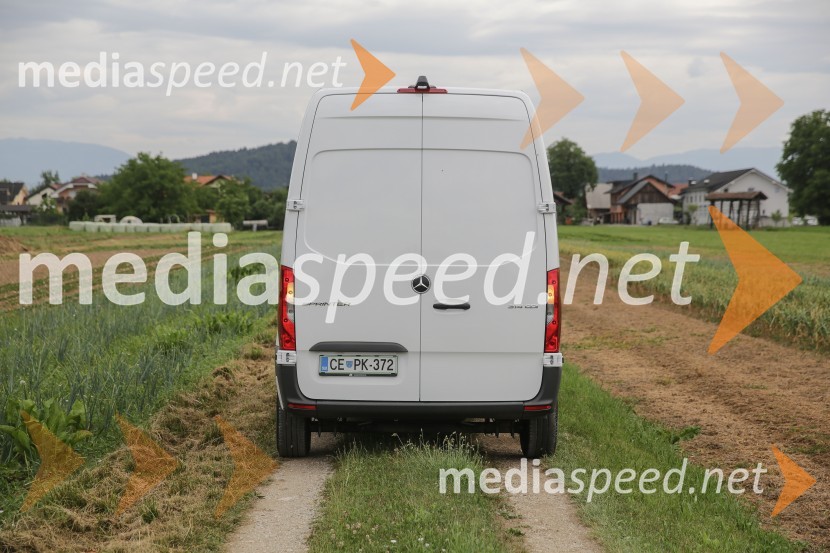 Mercedes - Benz SprinterMercedes - Benz Sprinter, slovenska predstavitev