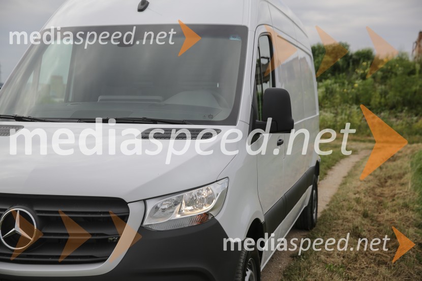 Mercedes - Benz SprinterMercedes - Benz Sprinter, slovenska predstavitev