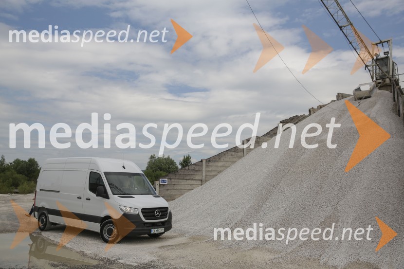 Mercedes - Benz SprinterMercedes - Benz Sprinter, slovenska predstavitev