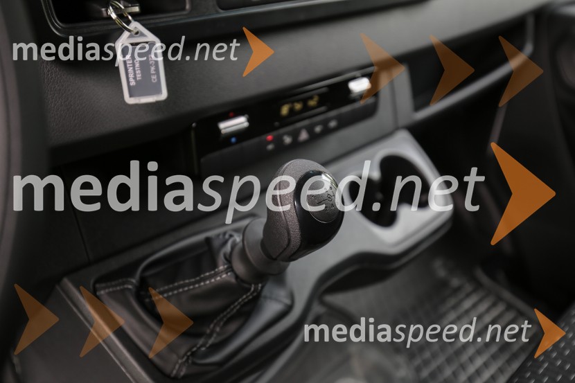 Mercedes - Benz SprinterMercedes - Benz Sprinter, slovenska predstavitev