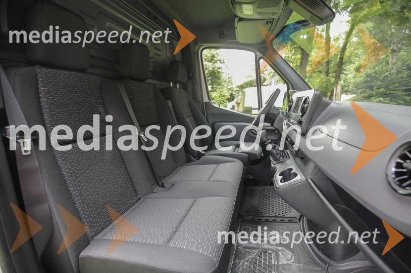 Mercedes - Benz SprinterMercedes - Benz Sprinter, slovenska predstavitev