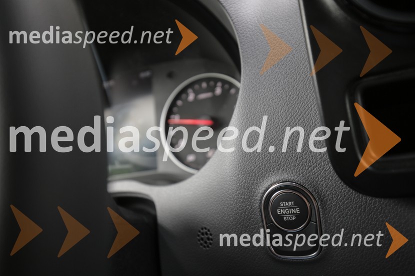 Mercedes - Benz SprinterMercedes - Benz Sprinter, slovenska predstavitev