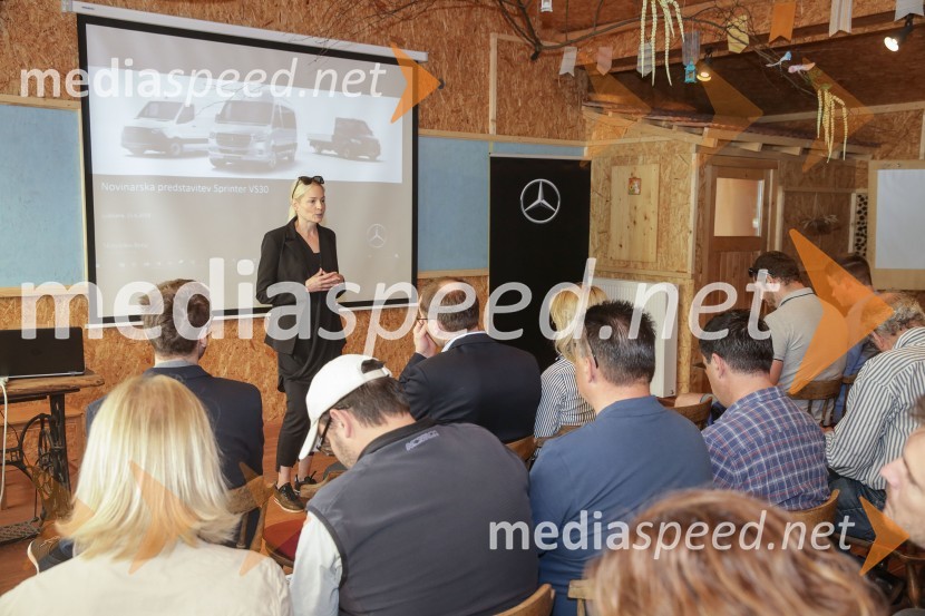 Mercedes - Benz Sprinter, slovenska predstavitev