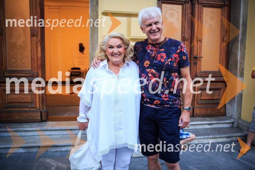  Elda Viler, pevka;  Andrej Šifrer, glasbenikGala koncert Poletna noč 2018