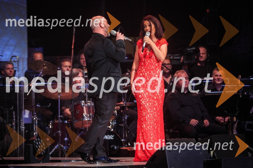  Jože Vidic, operni pevec, bariton, Slovenski oktet;  Urška  Arlič Gololičič, operna pevkaGala koncert Poletna noč 2018