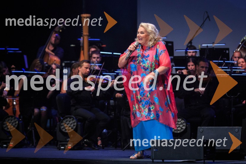  Elda Viler, pevkaGala koncert Poletna noč 2018