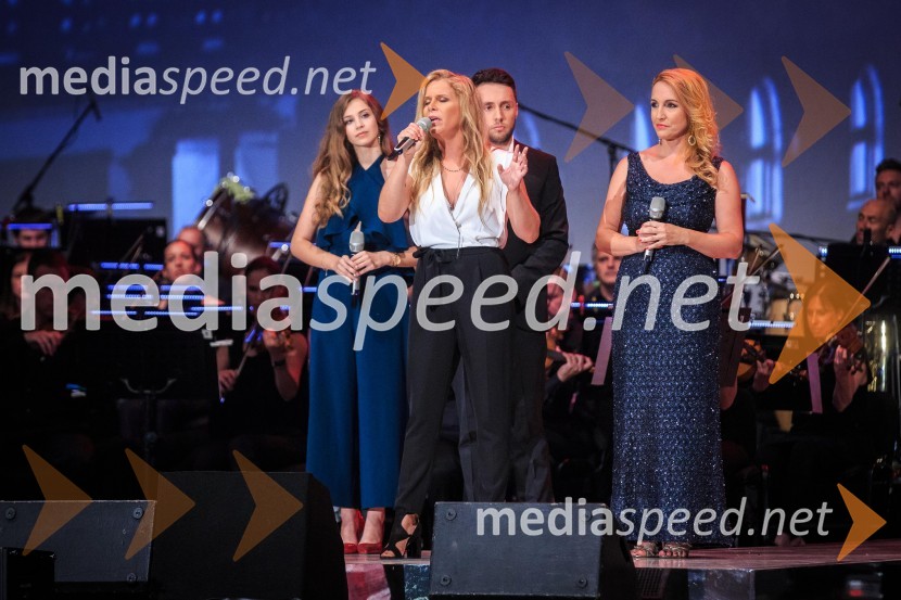  Saša Lešnjek, pevka, igralka;  Anika Horvat, pevka;  Eva  Hren, pevkaGala koncert Poletna noč 2018