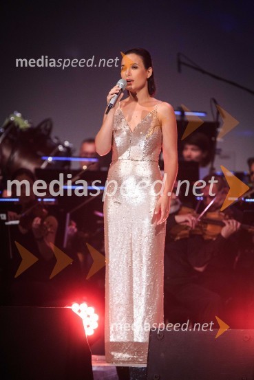  Nina Strnad, pevkaGala koncert Poletna noč 2018