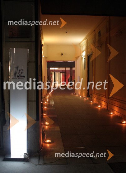 Vhod v Grand Hotel Union v Ljubljani10.obletnica Amway Slovenija