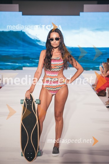  Antea Valenta, manekenkaLisca predstavila kolekcijo pomlad - poletje 2019