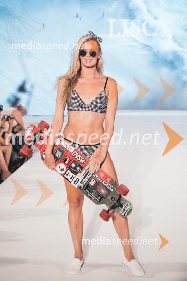  Nadiya Bychkova, plesalka, manekenkaLisca predstavila kolekcijo pomlad - poletje 2019