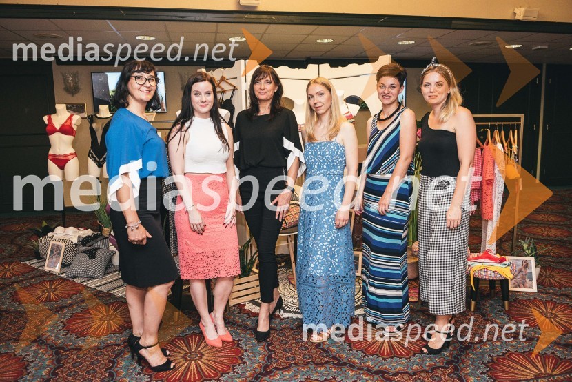  Melita Letnar, oblikovalka, Lisca;  Maja Nedič, modna oblikovalka;  Suzana Gorišek, oblikovalka, Lisca;  Maja Ratajc, art direktorica, Lisca;  Klementina Kranvogel, oblikovalka, Lisca;  Rebeka  Lovrič Anušič, modna oblikovalka, LiscaLisca predstavila kolekcijo pomlad - poletje 2019