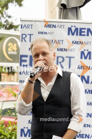  Dean Windisch, radijski voditelj, odgovorni urednik Radia SalomonPodelitev glasbenih nagrad založbe Menart