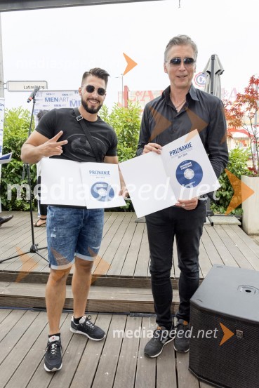  Challe Salle, glasbenik;  Jan Plestenjak, pevecPodelitev glasbenih nagrad založbe Menart