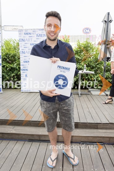  Alex Volasko, pevecPodelitev glasbenih nagrad založbe Menart