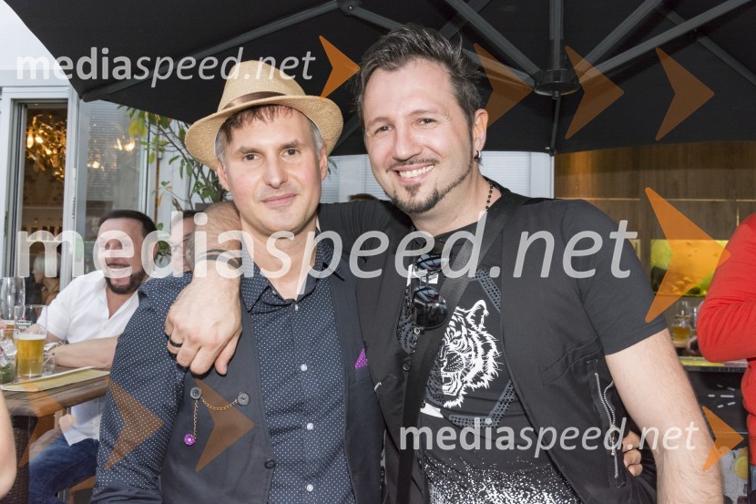  ... ;  Rusko Richie, glasbenikPodelitev glasbenih nagrad založbe Menart