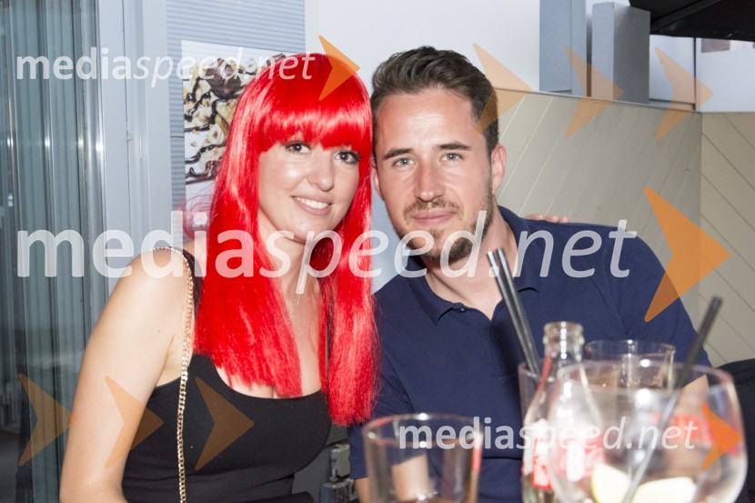  Karmen Kaan, Mon'Ami;  ... Podelitev glasbenih nagrad založbe Menart