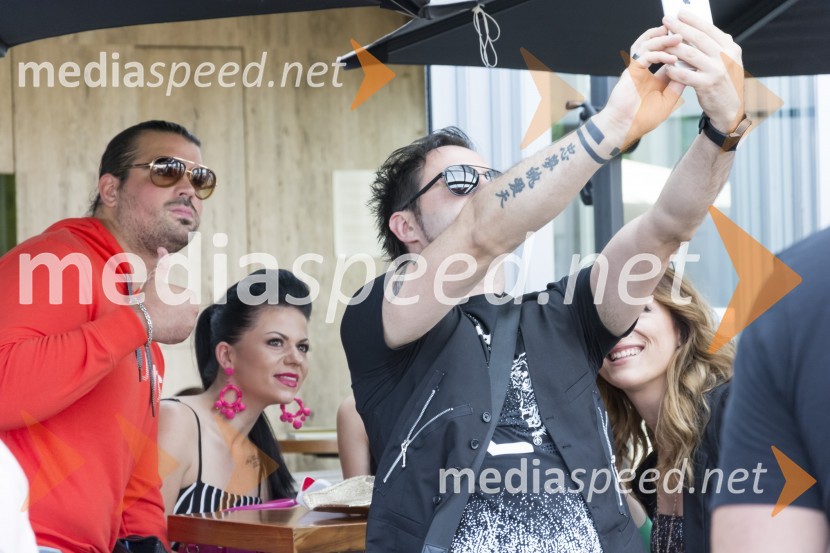  ... ;  Ina Baš, pevka;  Rusko Richie, glasbenikPodelitev glasbenih nagrad založbe Menart