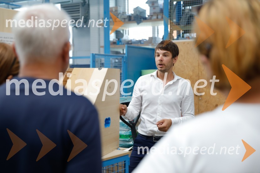 Od vzhoda do vzhoda, pohod v Ribnici na Dolenjskem