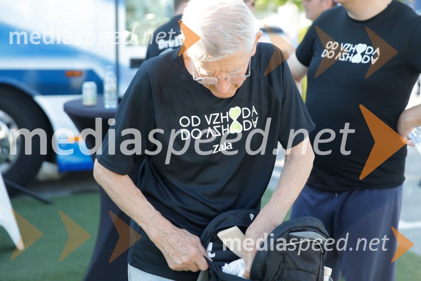 Od vzhoda do vzhoda, pohod v Ribnici na Dolenjskem