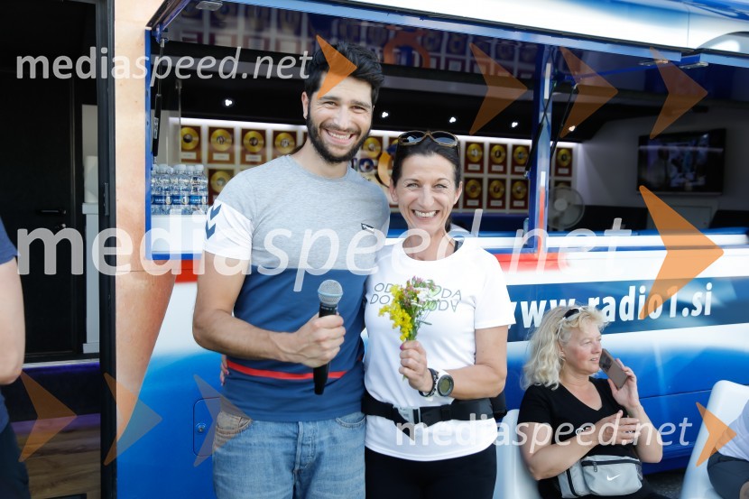  Uroš Bitenc, moderator, radio Antena;  Betka Šuhel Mikolič, mentorica nastopanja v javnosti, radijska in televizijska voditeljica, podjetje BPROd vzhoda do vzhoda, pohod v Ribnici na Dolenjskem