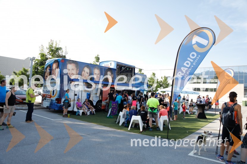 Od vzhoda do vzhoda, pohod v Ribnici na Dolenjskem; druženje z ekipo Radio 1Od vzhoda do vzhoda, pohod v Ribnici na Dolenjskem