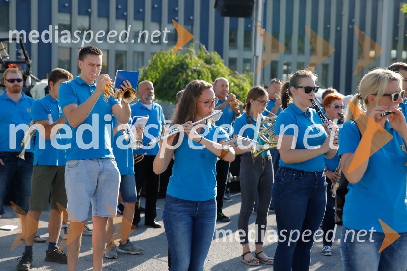 Od vzhoda do vzhoda, pohod v Ribnici na Dolenjskem