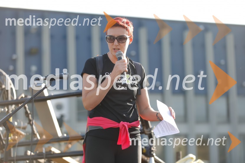  Lucija Ćirović, stand up komičarkaOd vzhoda do vzhoda, pohod v Ribnici na Dolenjskem