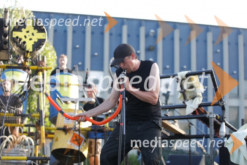 Od vzhoda do vzhoda, pohod v Ribnici na Dolenjskem