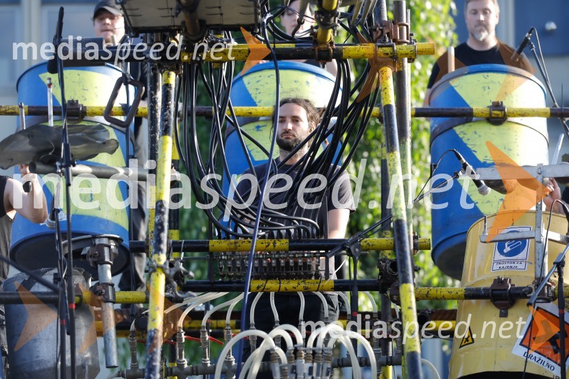 Od vzhoda do vzhoda, pohod v Ribnici na Dolenjskem