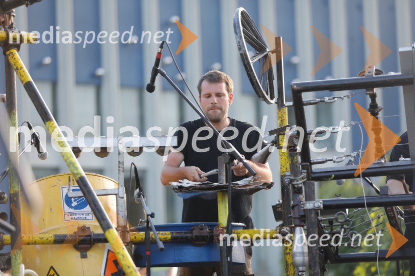 Od vzhoda do vzhoda, pohod v Ribnici na Dolenjskem