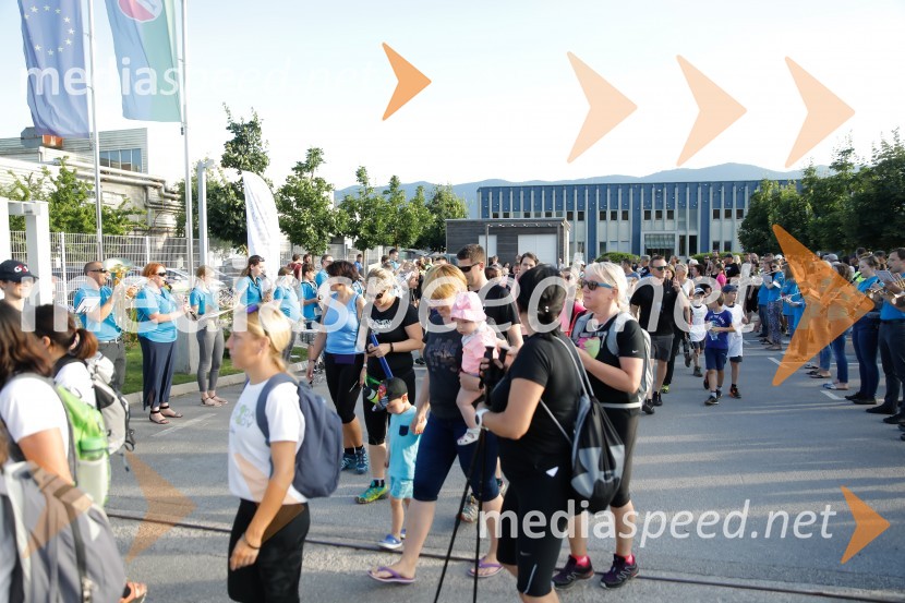 Od vzhoda do vzhoda, pohod v Ribnici na DolenjskemOd vzhoda do vzhoda, pohod v Ribnici na Dolenjskem