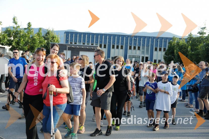 Od vzhoda do vzhoda, pohod v Ribnici na DolenjskemOd vzhoda do vzhoda, pohod v Ribnici na Dolenjskem