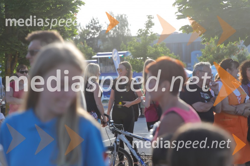 Od vzhoda do vzhoda, pohod v Ribnici na Dolenjskem