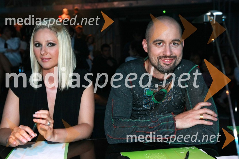 Katja Jevšek, vremenarka na Pop TV in članica žirije in Aleš Bravničar, fotograf in predsednik žirijeMiss Universe Slovenije 2008