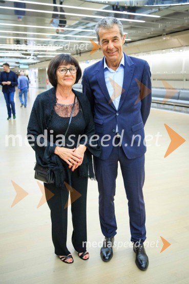  ... ;  Stojan Petrič, predsednik sosveta Kolektorja in predsednik žirije Delove Podjetniške zvezdeMuzikal Briljantina, premiera