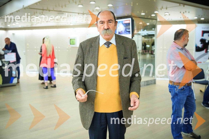  Marijan Zlobec, novinar, kritikMuzikal Briljantina, premiera