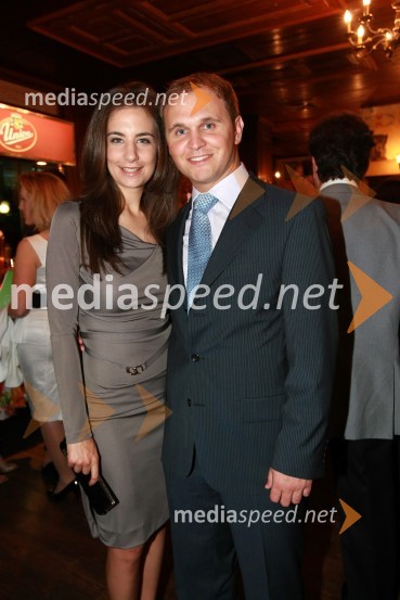 Matej Raščan, direktor in lastnik podjetja Rašica Point d.o.o. in podjetja Delo revije, d.d. ter njegova zaročenka Marija Pandrc, izvršna direktorica RašiceMiss Universe Slovenije 2008