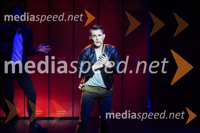 Muzikal Briljantina, premiera