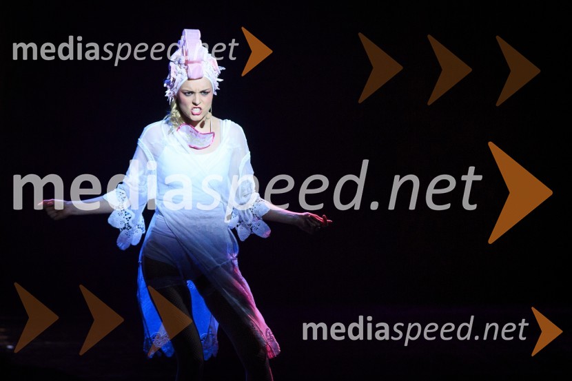  Tadeja Pavlič, plesalkaMuzikal Briljantina, premiera