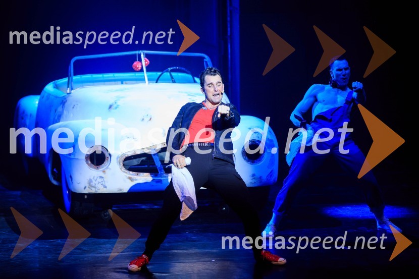 Muzikal Briljantina, premiera